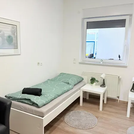 דירה Cozy Living In With Chesterfield Flair
